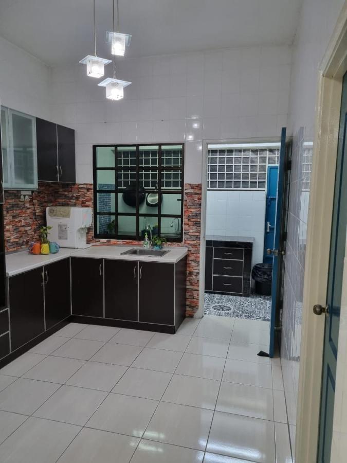 Private Pool Ssue Klebang Ipoh Homestay With High Speed Wifi Chemor Exteriör bild