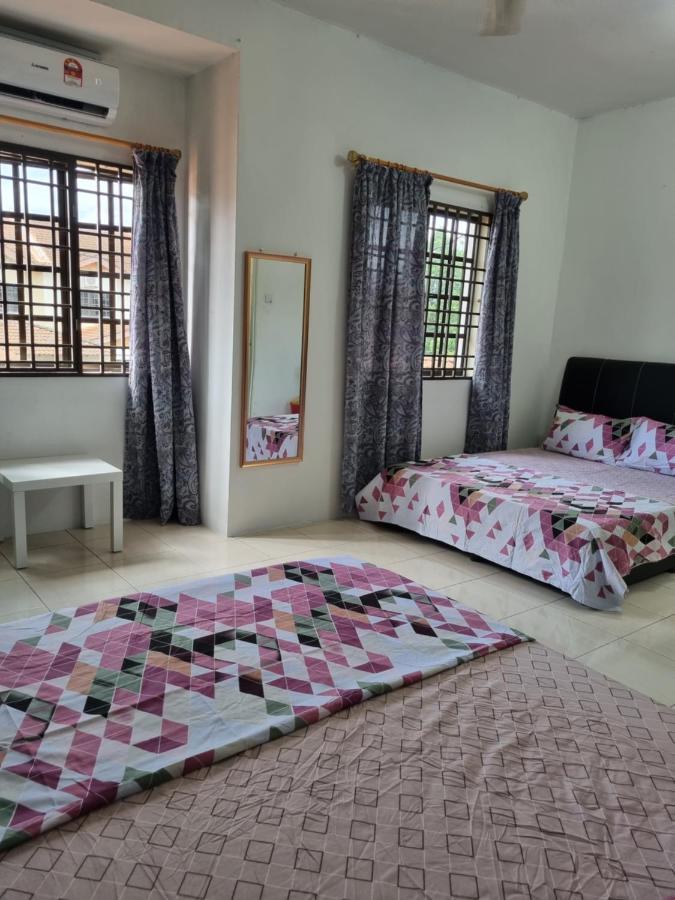 Private Pool Ssue Klebang Ipoh Homestay With High Speed Wifi Chemor Exteriör bild